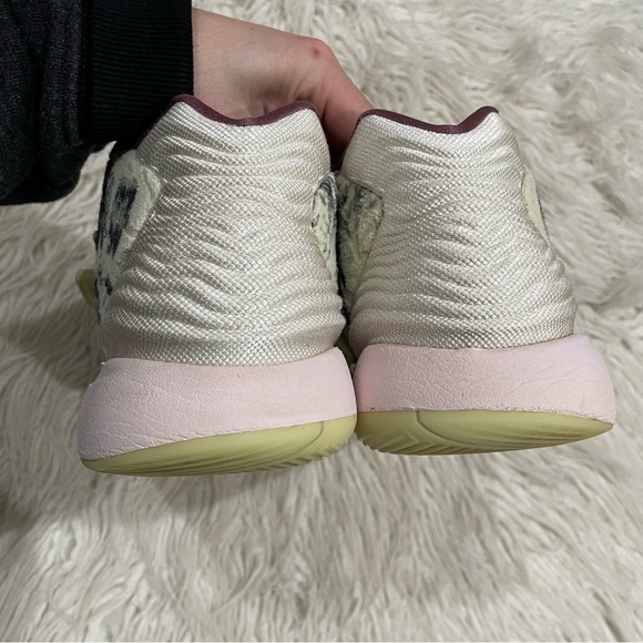 Nike Kevin Durant KD14 Surrealism Glow Sole Lime Ice Light Mulberry 300 Sneakers - Picture 7 of 12